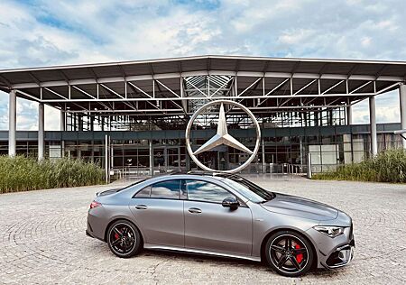 Mercedes-Benz CLA 45 AMG