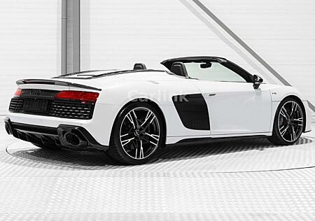 Audi R8 Performance Quattro Spyder -85KM-MATT SUZUKA-
