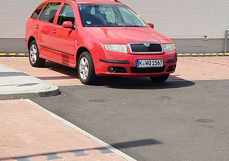 Skoda Fabia 1.4 16V Combi Cool Edition