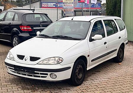 Renault Megane Grandtour RT 1.6 16V/AHK/TÜV:03.2026