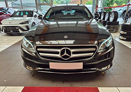 Mercedes-Benz E 220 dT LED SCHIEBEDACH NAVI KAMERA