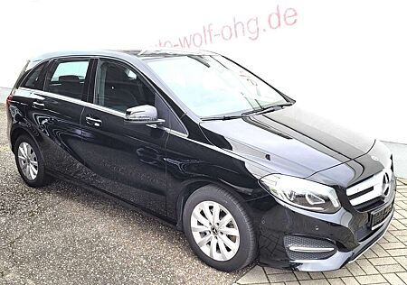 Mercedes-Benz B 180 7G-DCT Style mit Navi, Park-Assistent, LED