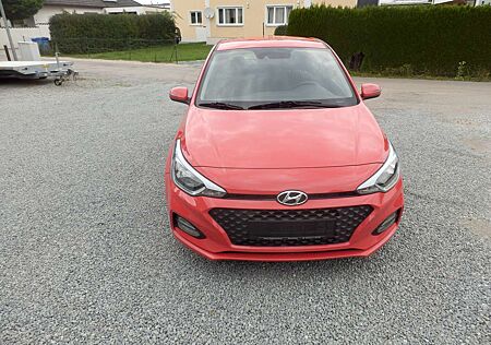 Hyundai i20 Trend Klima, Sitzheizung, Navi