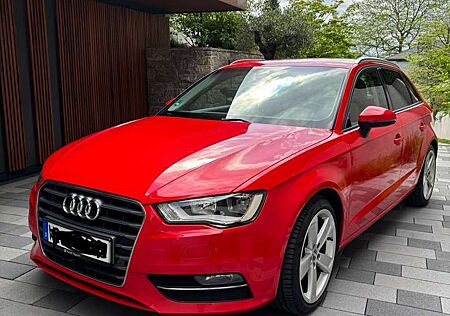 Audi A3 2.0TDI Sportback Ambition NaviMMI, ACC, Keyless