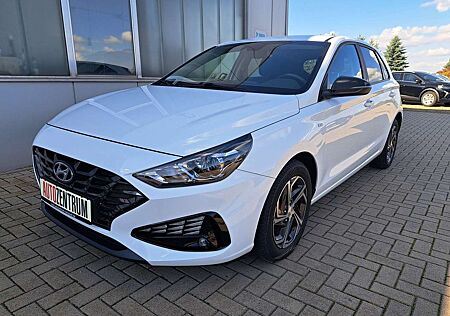 Hyundai i30 Intro Edition 159PS WINTERPAKET KAMERA