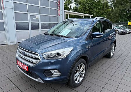 Ford Kuga Titanium*SCHECKHEFT+ALLWETTER+ALLRAD*