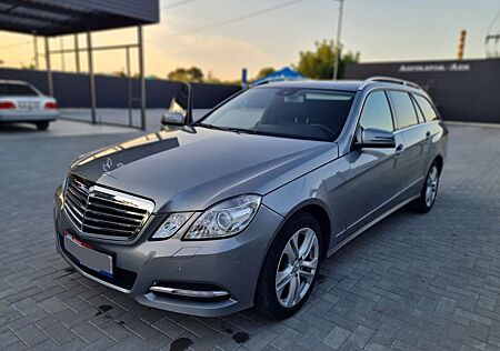 Mercedes-Benz E 200 T CDI BlueEFFICIENCY 7G TRONIC Avantgarde