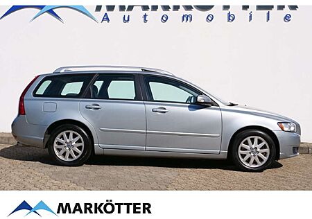 Volvo V50 D5 Summum /AHK/Schiebedach/5-Zylinder/