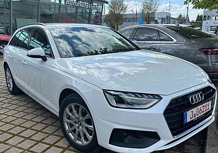 Audi A4 Avant 40 TDI S tronic