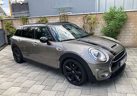 Mini Cooper S Clubman Wired und Pepper