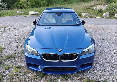 BMW M5 DKG M Drivers Package Massage 20" BBS Motorsport