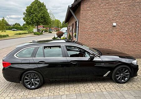 BMW 520d 520 Touring Autom.--Digit. Display--Apple/Android