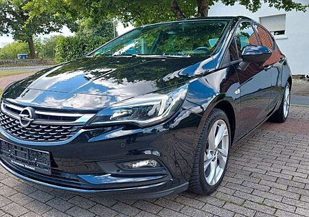 Opel Astra 1.4 Turbo 92kW Navi-Kamera-AHK-17"-TOP