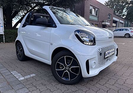 Smart ForTwo CABRIO EQ 22kW SITZHZG. 93% BATTERIE 15"