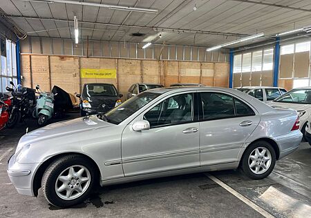 Mercedes-Benz C 220 CDI Elegance gepflegter Zustand