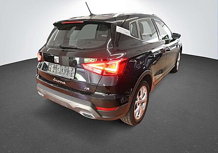 Seat Arona 1.0 TSI Automatik FR PDC Kamera LED SzHzg