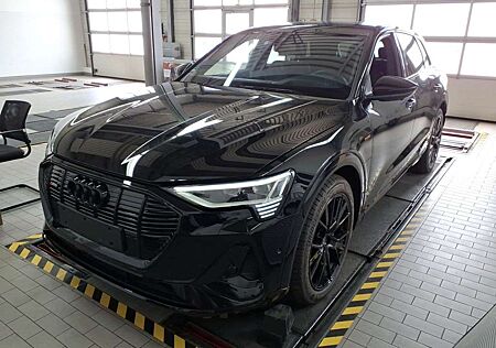 Audi e-tron 55 2x S LINE BLACK ACC/HuD/PANO/MTRX/360°