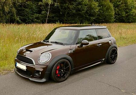 Mini Cooper S JCW JOHN COOPER WORKS KRUMM PERFORMANCE 50 Mayfair