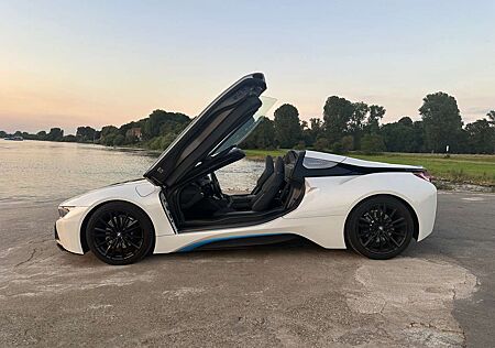 BMW i8 Roadster