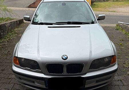 BMW 318i 318