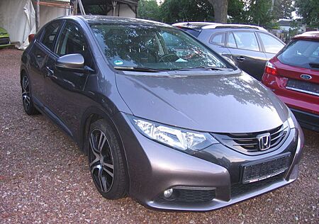 Honda Civic 1.4 i-VTEC Sport