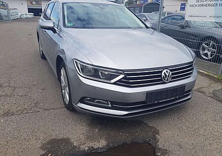 VW Passat Variant Volkswagen 2.0 TDI SCR DSG Comfortline