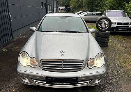 Mercedes-Benz C 220 T CDI (LA)(203.208)