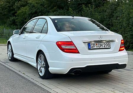 Mercedes-Benz C 200 AMG Pachet