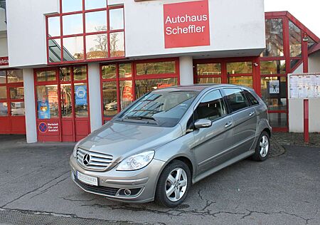 Mercedes-Benz B 200 Turbo (245.234) 8-Fach bereift