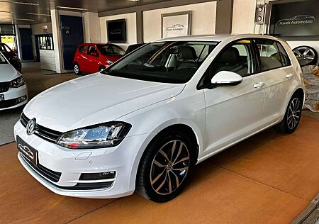 VW Golf Volkswagen VII Highline DSG/ASSISTENT+/KAMERA/NAVI/LED