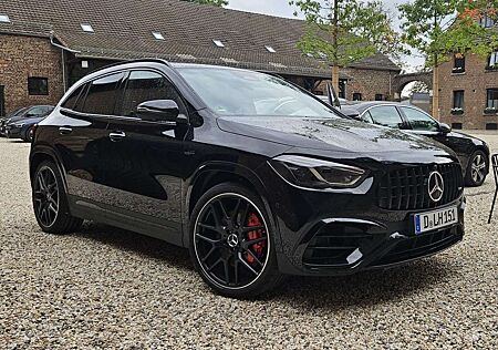 Mercedes-Benz GLA 45 AMG GLA 45 S Pano V-Max Performance-Seats