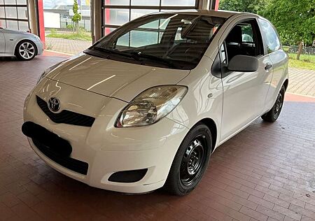 Toyota Yaris Cool 1.33 |100 PS|6-Gang|Klima|2. Hand|Tüv