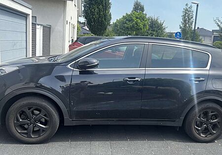 Kia Sportage Black Edition 2WD