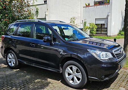 Subaru Forester 2.0X Lineartronic Exclusive