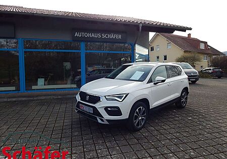 Seat Ateca Style mit schwenkbarer Anhängekupplung