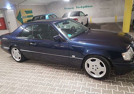 Mercedes-Benz E 320 E-Klasse C