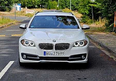 BMW 520d 520 Touring Aut. Luxury Line