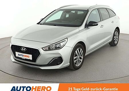 Hyundai i30 1.4 YES! *NAVI*TEMPO*CAM*PDC*SHZ*