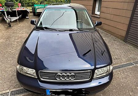 Audi A4 2.6 quattro