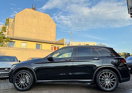 Mercedes-Benz GLC 300 4Matic AMG PANO LED HeadUP SH