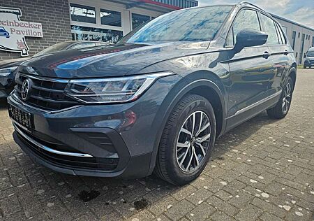 VW Tiguan Volkswagen Life NAV PDC LED SHZ ACC APP