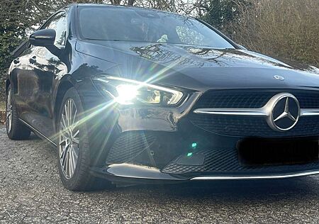Mercedes-Benz CLA 200 CLA 200d Coupe Progressive/LED/Navi