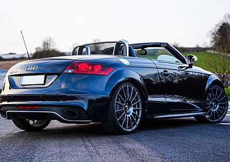 Audi TT RS TT Roadster Roadster S tronic