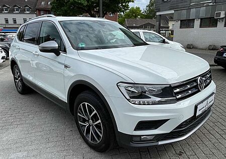VW Tiguan Allspace Volkswagen Panorama NAVI PDC ACC App-Conne.