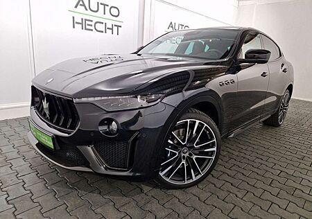 Maserati Levante Trofeo Q4 3,8 V8 22Zoll, Pano, 360°, ACC