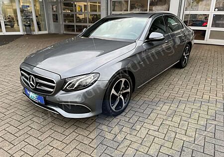 Mercedes-Benz E 220 d Avantgarde Style Paket Navi aus 1. Hd