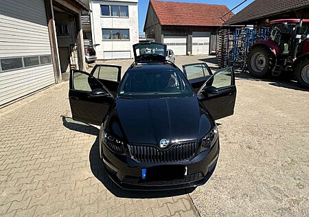 Skoda Octavia Combi 2.0 TDI (Green tec) DSG RS