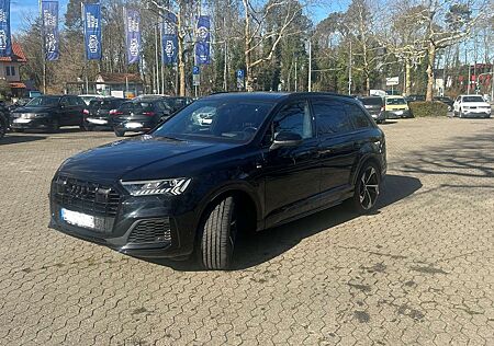 Audi Q7 55 TFSI quattro tiptronic S line