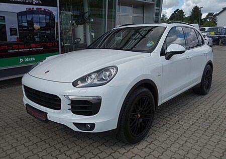 Porsche Cayenne 3.0D SPORTPAKET PANO/NAVI/KAM/ PDLS/AHK
