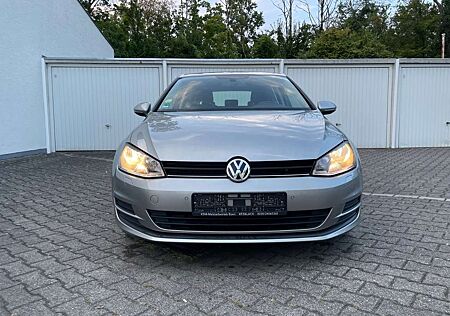 VW Golf Volkswagen Comfortline BMT